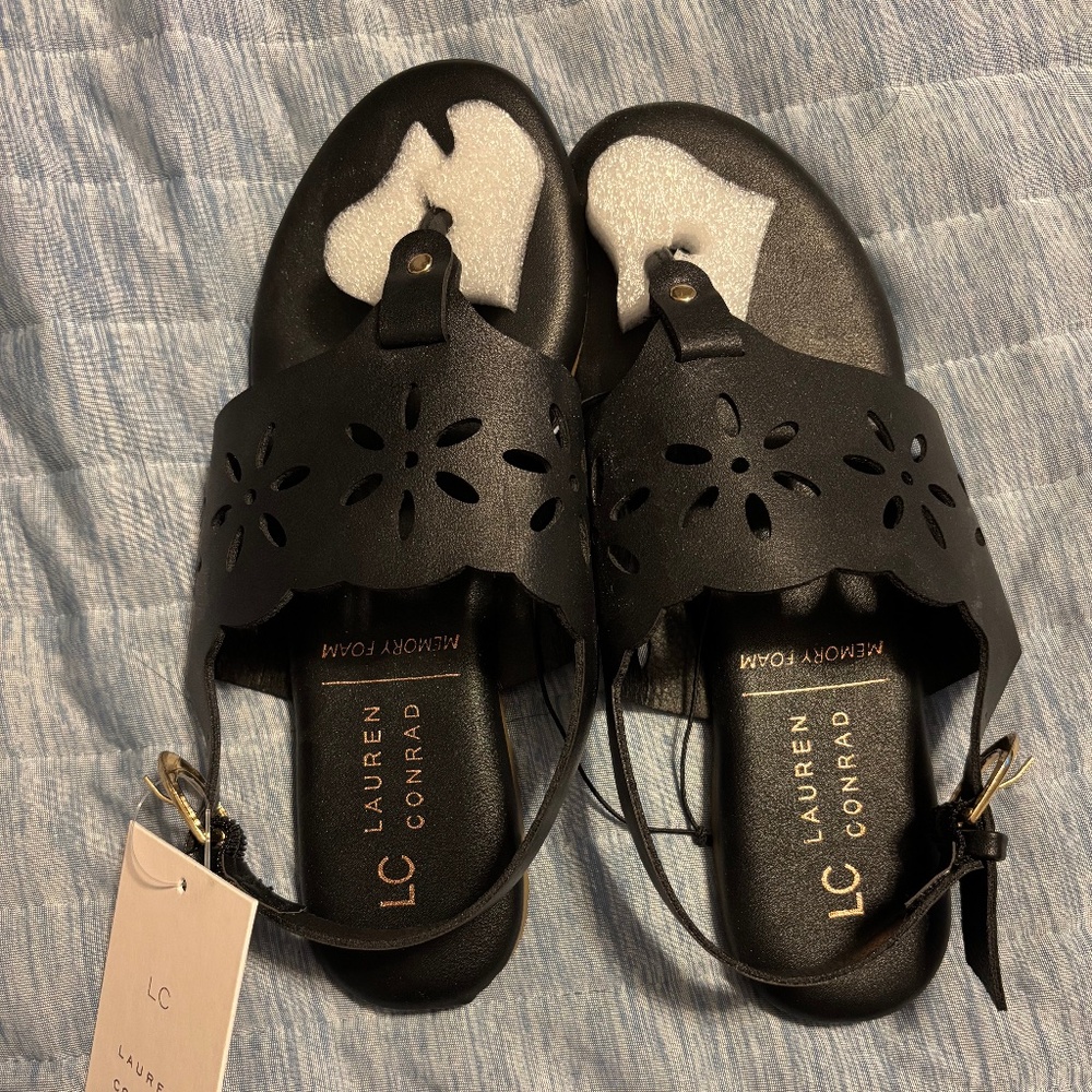 LC Lauren Conrad Sandles